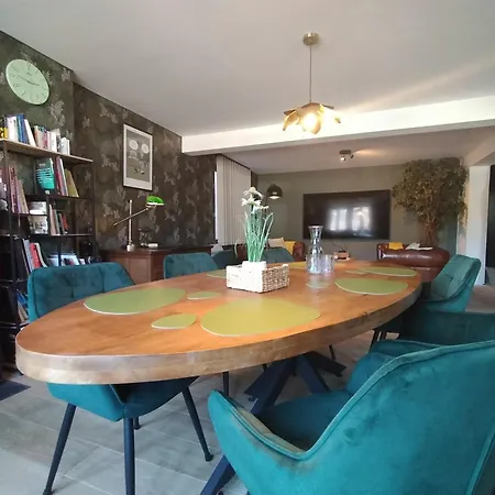 La Seigneurie De Godefroy Daire Bouillon